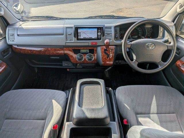 TOYOTA HIACE VAN 4WD 2012 Image 31