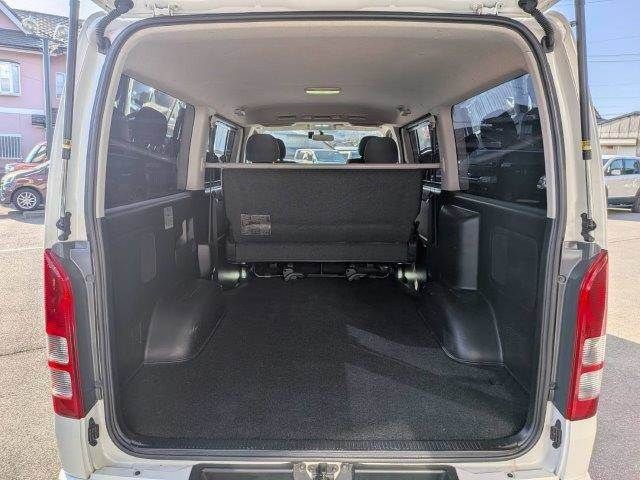 TOYOTA HIACE VAN 4WD 2012 Image 31