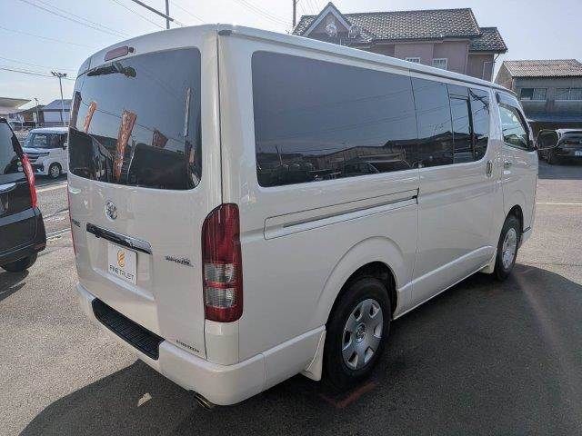 TOYOTA HIACE VAN 4WD 2012 Image 31