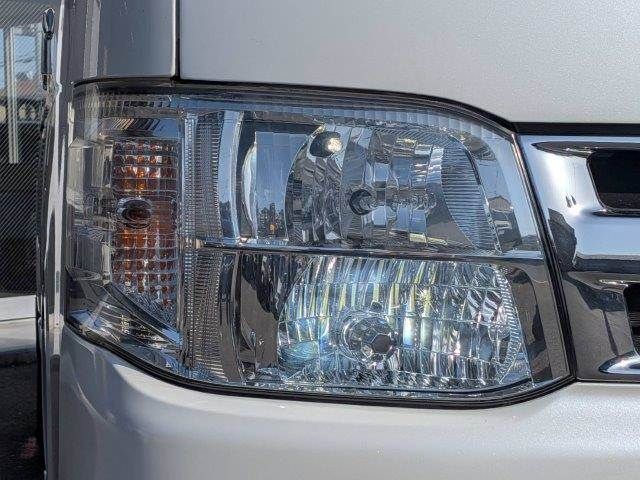 TOYOTA HIACE VAN 4WD 2012 Image 31