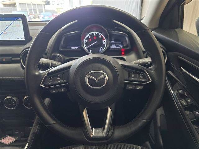 MAZDA DEMIO 2017 Image 31