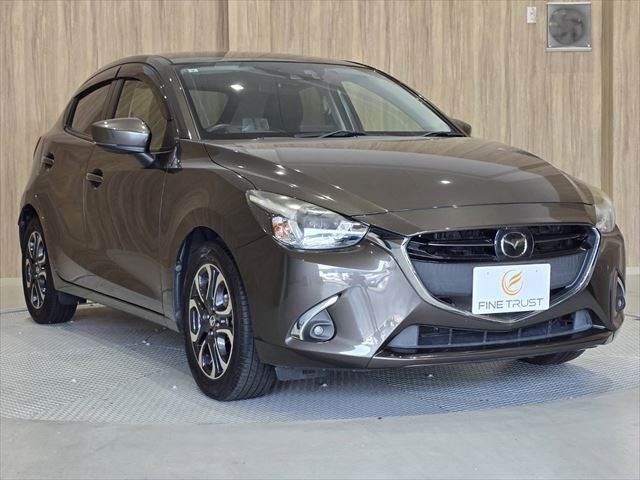 MAZDA DEMIO 2017 Image 31