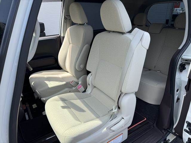 TOYOTA SPADE 2015 Image 31