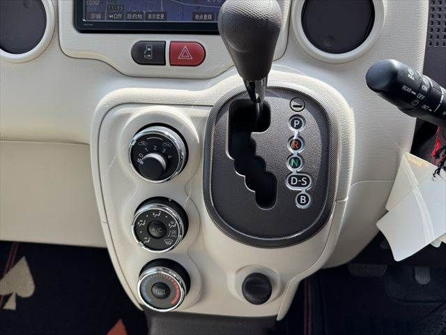 TOYOTA SPADE 2015 Image 31