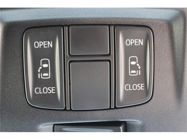 TOYOTA ALPHARD 2017 Image 31