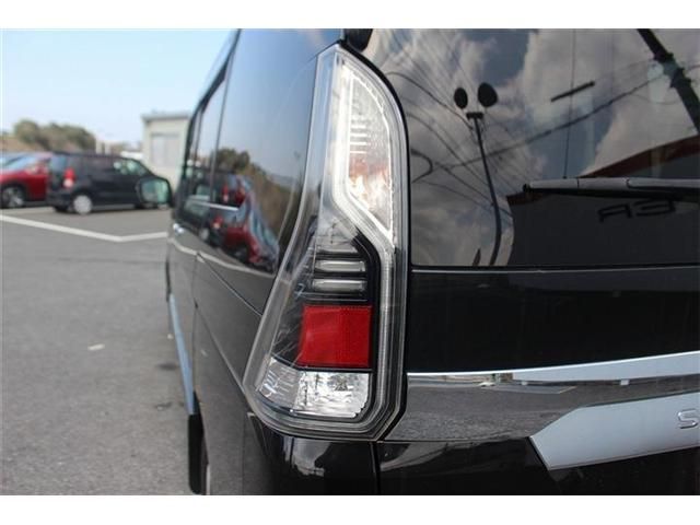 NISSAN SERENA  WG 2018 Image 31