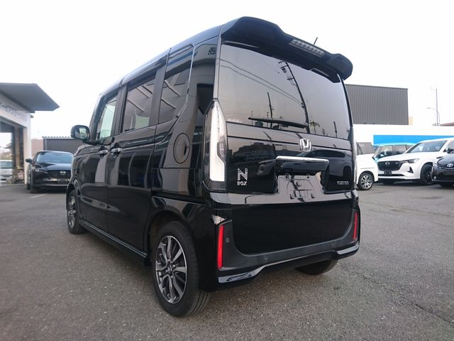 HONDA N BOX CUSTOM 2023 Image 31