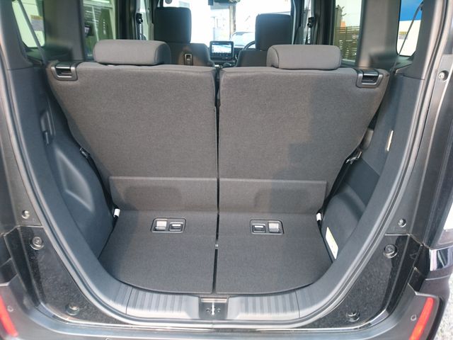 HONDA N BOX CUSTOM 2023 Image 31