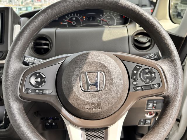 HONDA N BOX 2021 Image 31