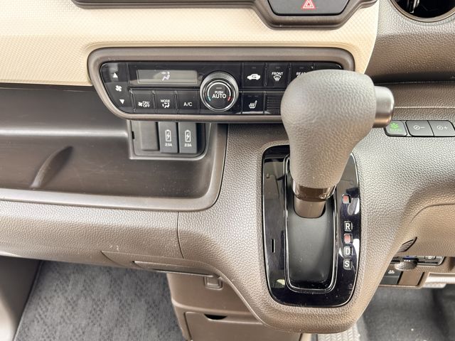 HONDA N BOX 2021 Image 31