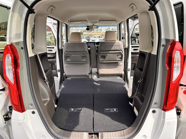 HONDA N BOX 2021 Image 31