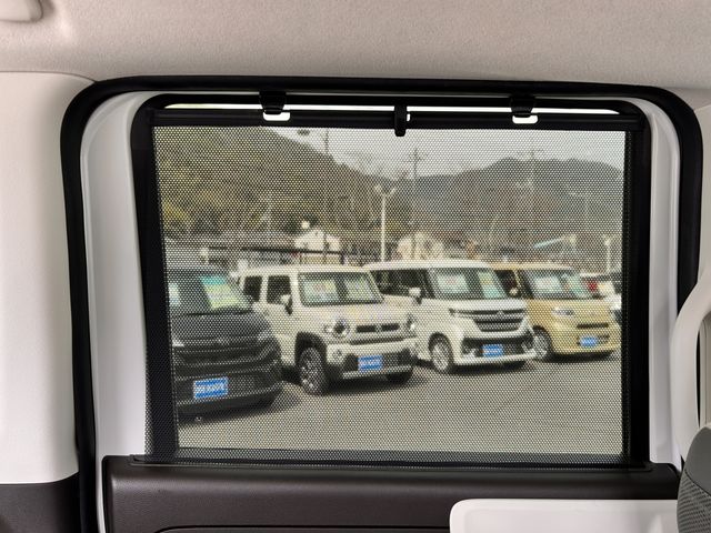 HONDA N BOX 2021 Image 31