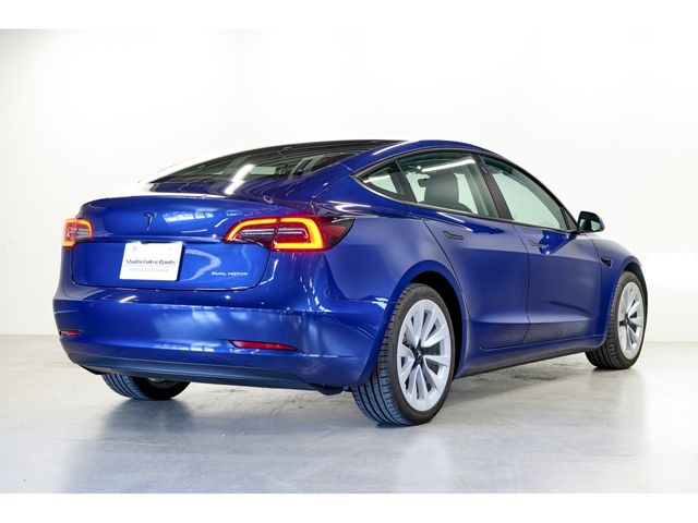 TESLA MODEL 3 2022 Image 31