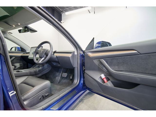 TESLA MODEL 3 2022 Image 31