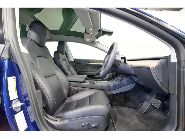 TESLA MODEL 3 2022 Image 31