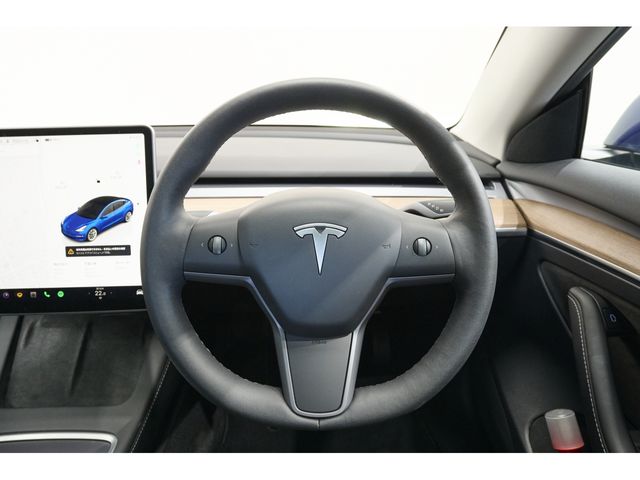 TESLA MODEL 3 2022 Image 31