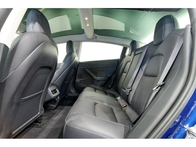 TESLA MODEL 3 2022 Image 31