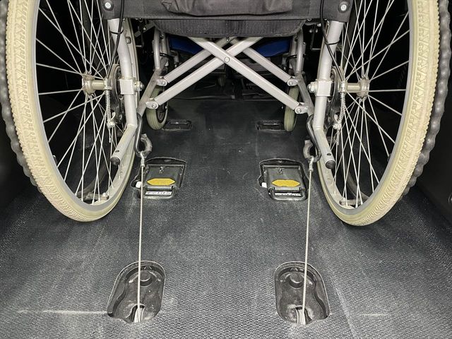 TOYOTA VOXY 2015 Image 31