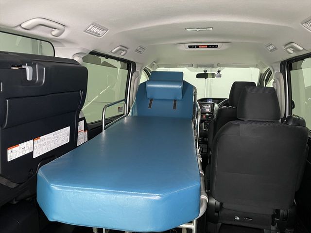 TOYOTA VOXY 2015 Image 31