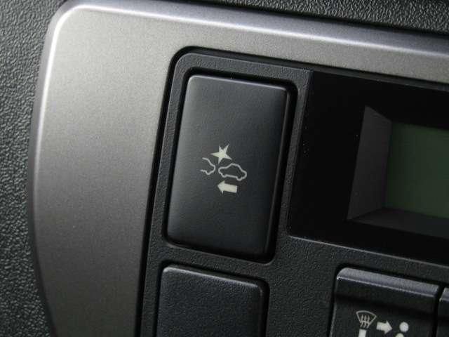 TOYOTA HIACE VAN 4WD 2018 Image 31