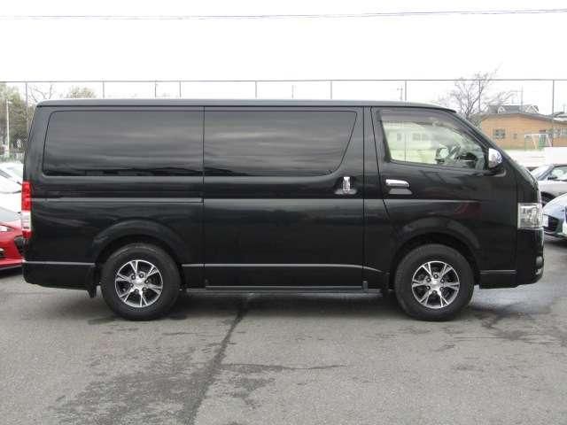 TOYOTA HIACE VAN 4WD 2018 Image 31