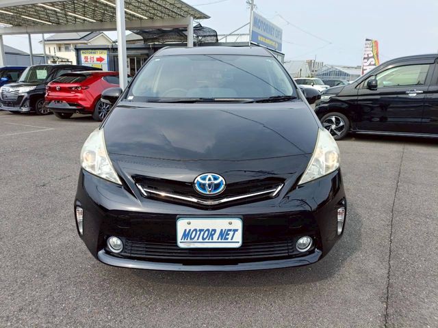 TOYOTA PRIUS ALPHA 2013 Image 31