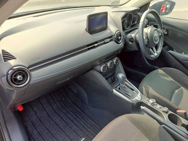 MAZDA DEMIO 2018 Image 31