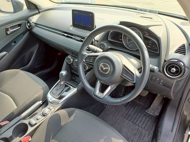 MAZDA DEMIO 2018 Image 31