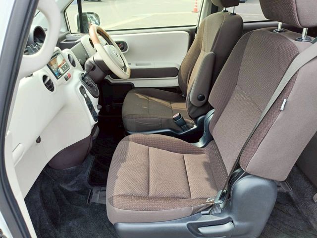 TOYOTA SPADE 2015 Image 31