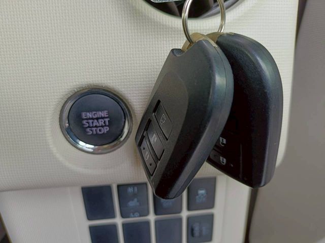 TOYOTA SPADE 2015 Image 31