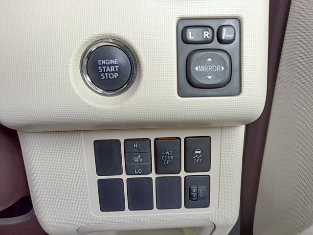 TOYOTA SPADE 2015 Image 31