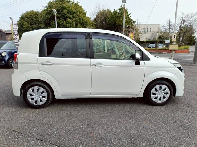TOYOTA SPADE 2015 Image 31