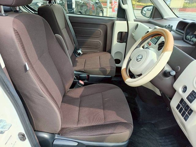 TOYOTA SPADE 2015 Image 31