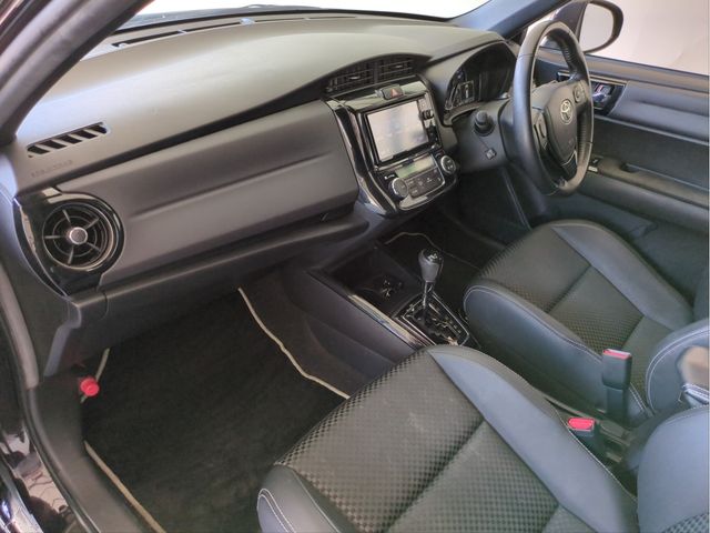 TOYOTA COROLLA FIELDER HYBR 2015 Image 31