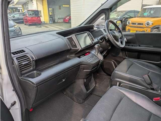 HONDA STEPWAGON SPADA 2013 Image 31