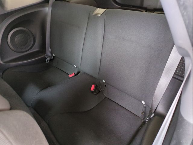 HONDA CR-Z 2012 Image 31