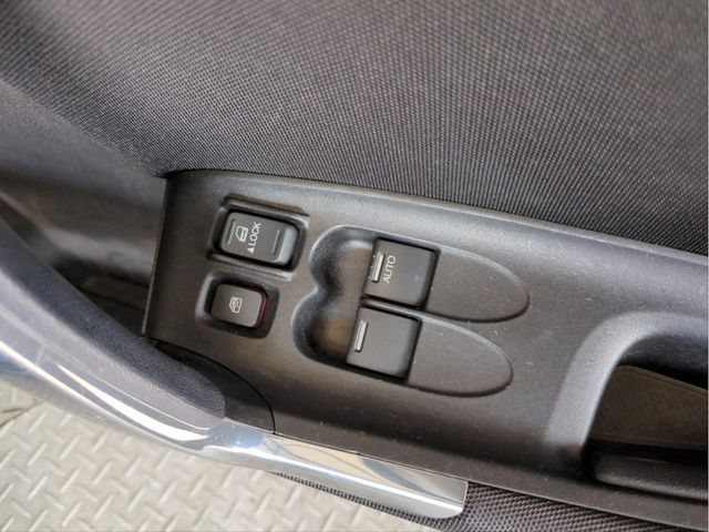 HONDA CR-Z 2012 Image 31