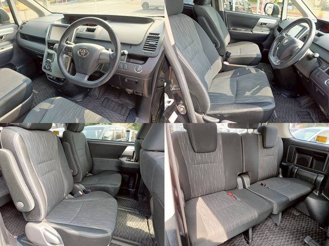 TOYOTA VOXY 2012 Image 31