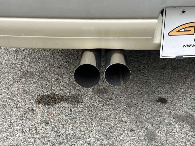 NISSAN LAUREL 1990 Image 31