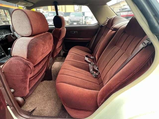 NISSAN LAUREL 1990 Image 31