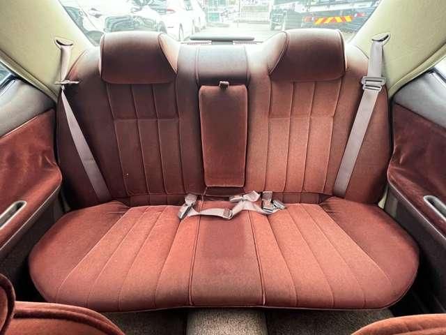 NISSAN LAUREL 1990 Image 31