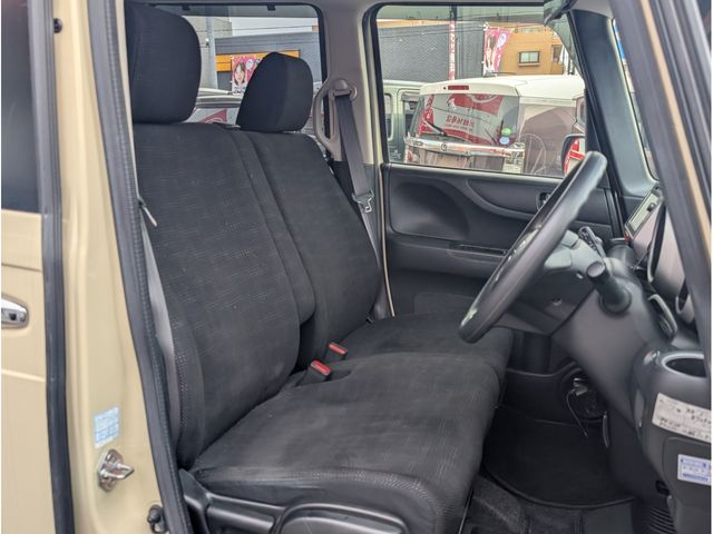 HONDA N BOX 2015 Image 31