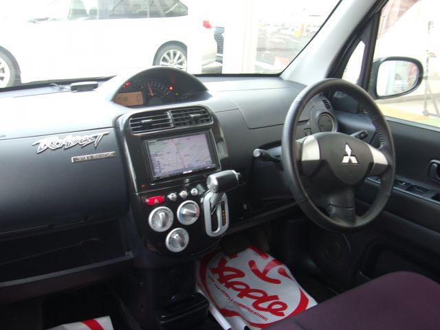 MITSUBISHI TOPPO 4WD 2011 Image 31