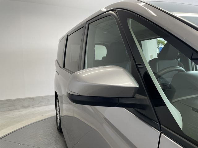 TOYOTA NOAH 2023 Image 31