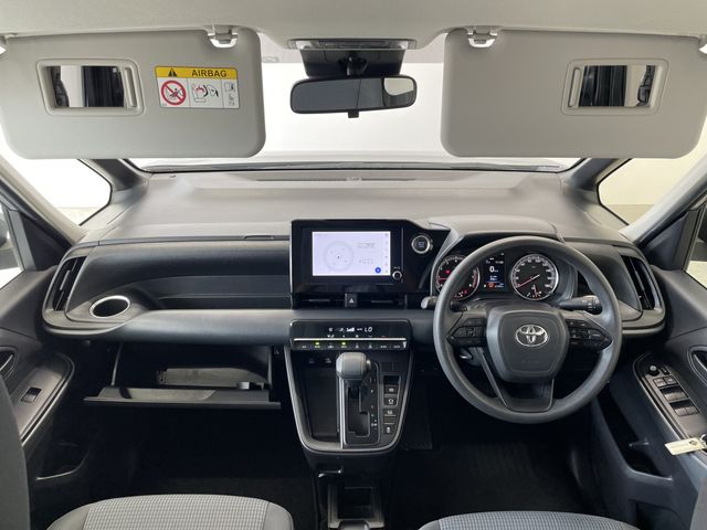 TOYOTA NOAH 2023 Image 31