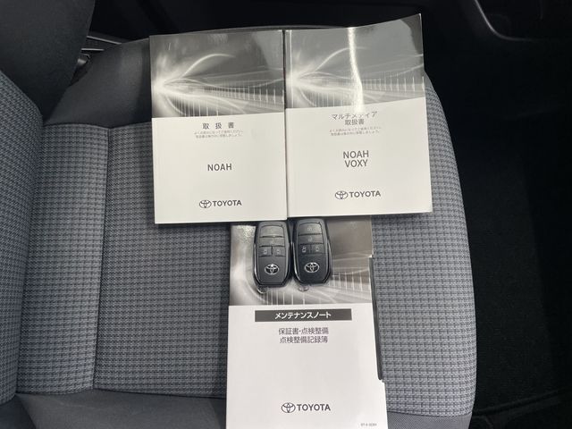 TOYOTA NOAH 2023 Image 31