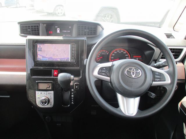 TOYOTA ROOMY 2018 Image 31