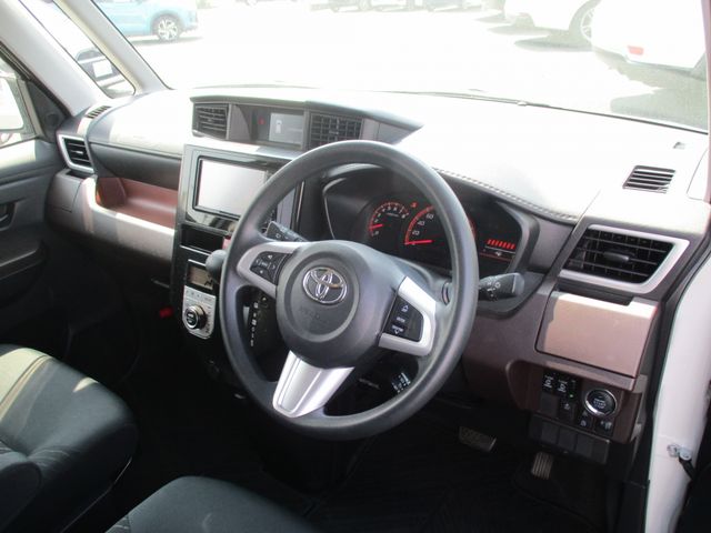 TOYOTA ROOMY 2018 Image 31