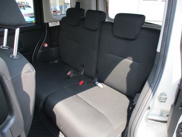 TOYOTA ROOMY 2018 Image 31