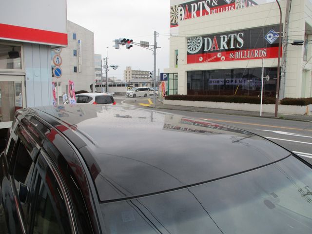 NISSAN ELGRAND 2017 Image 31